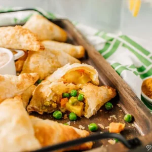 Vegetable Samosas with Chutney Dipping Sauce